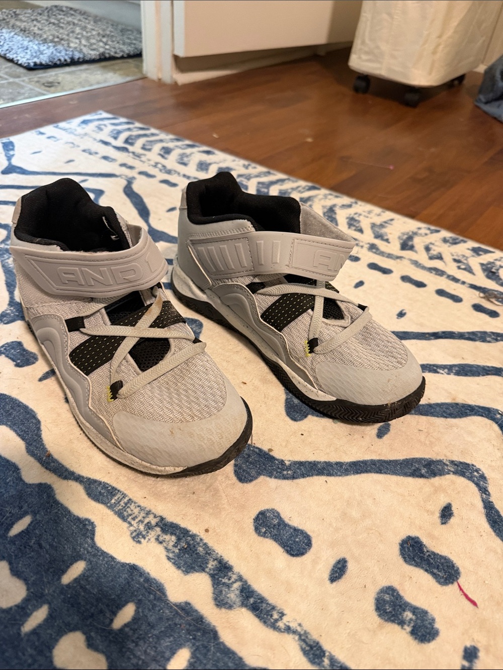 And1 Kids' Light Gray and Black Strap Sneakers